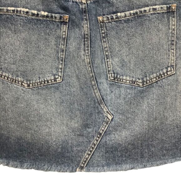 H&M L.O.G.G. DENIM SKIRT WITH BUTTON FLY AND‎ FRINGED HEM SIZE L - Picture 5 of 8